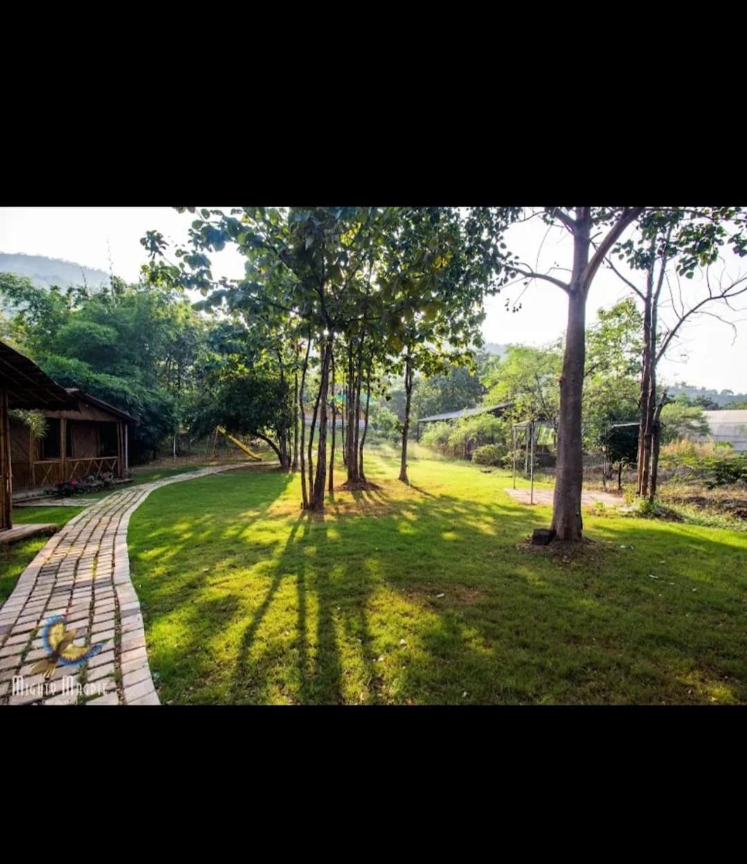 Madhura Farms Karjat Exteriör bild